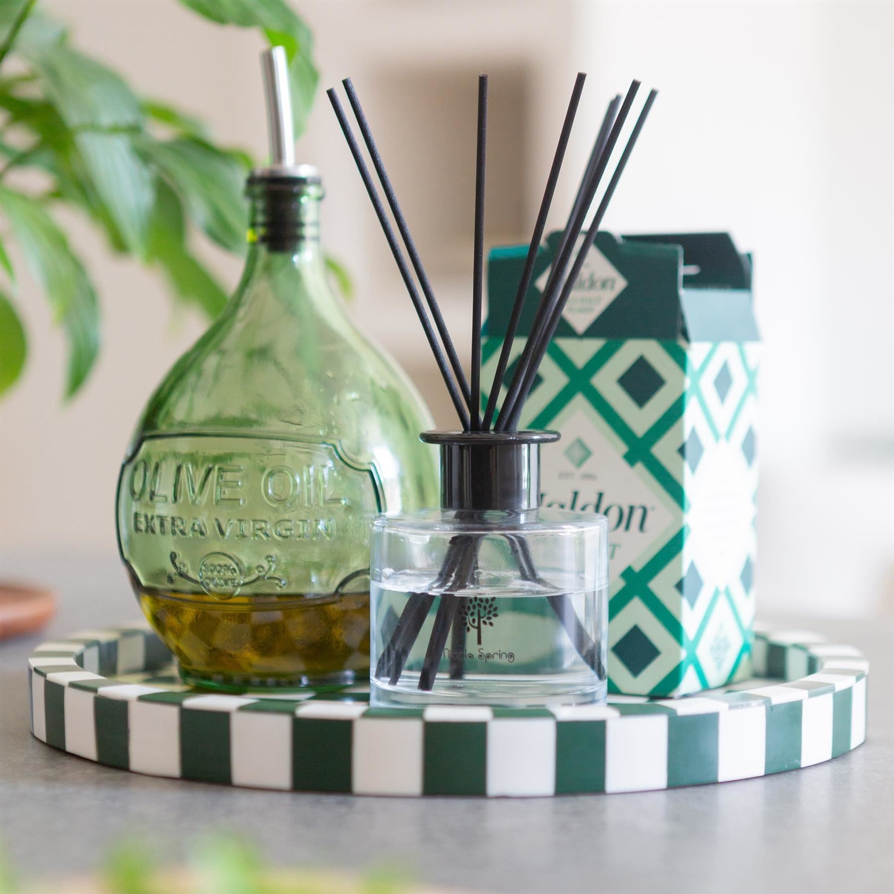 Glass Reed Diffuser - 200ml - Summer Berries