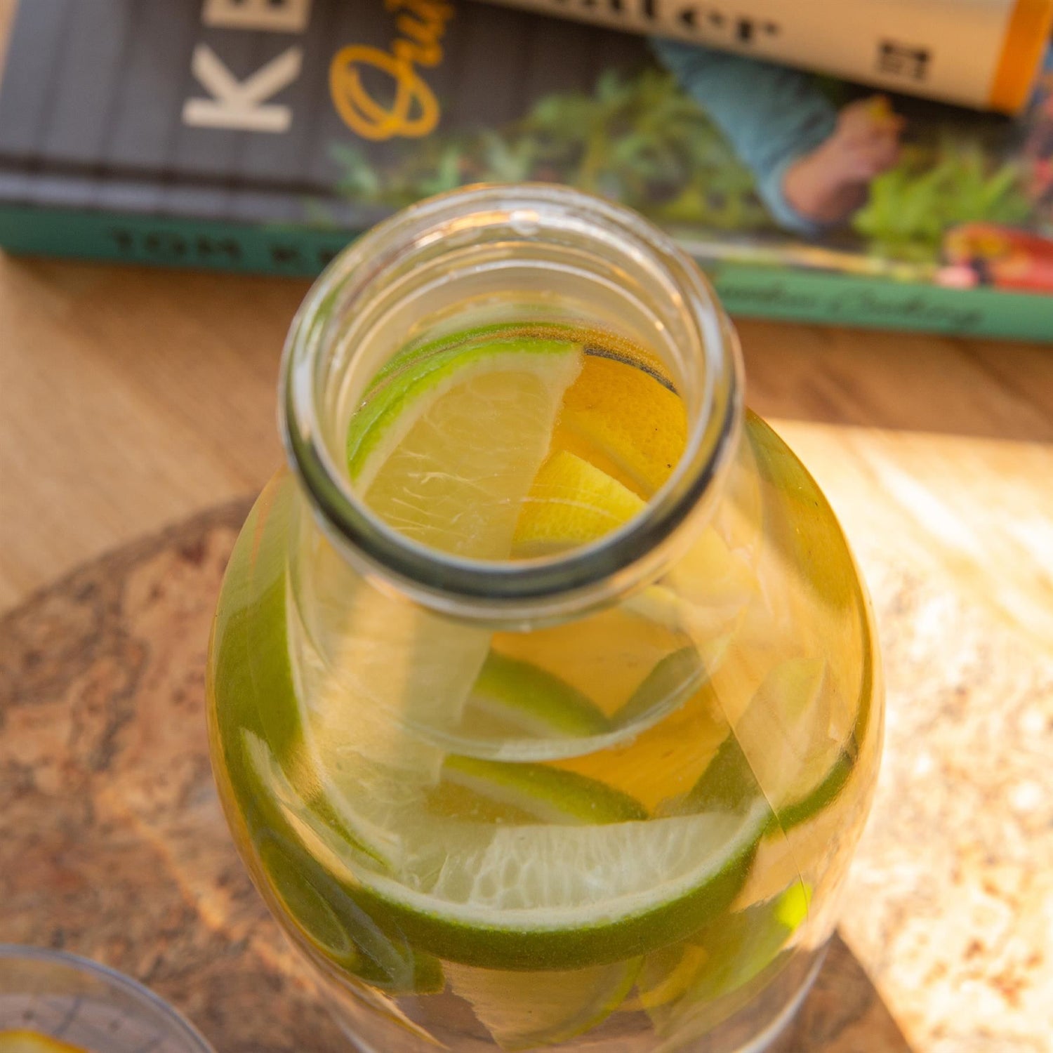 960ml Glass Water Bottle with Metal Lid
