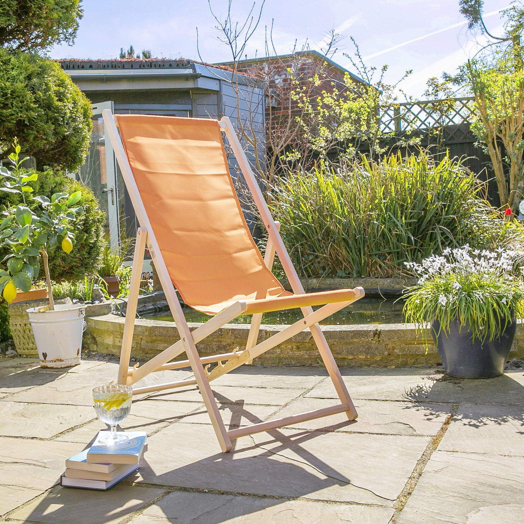 Harbour Housewares Beach Deck Chair - Orange with Beech Wood Frame