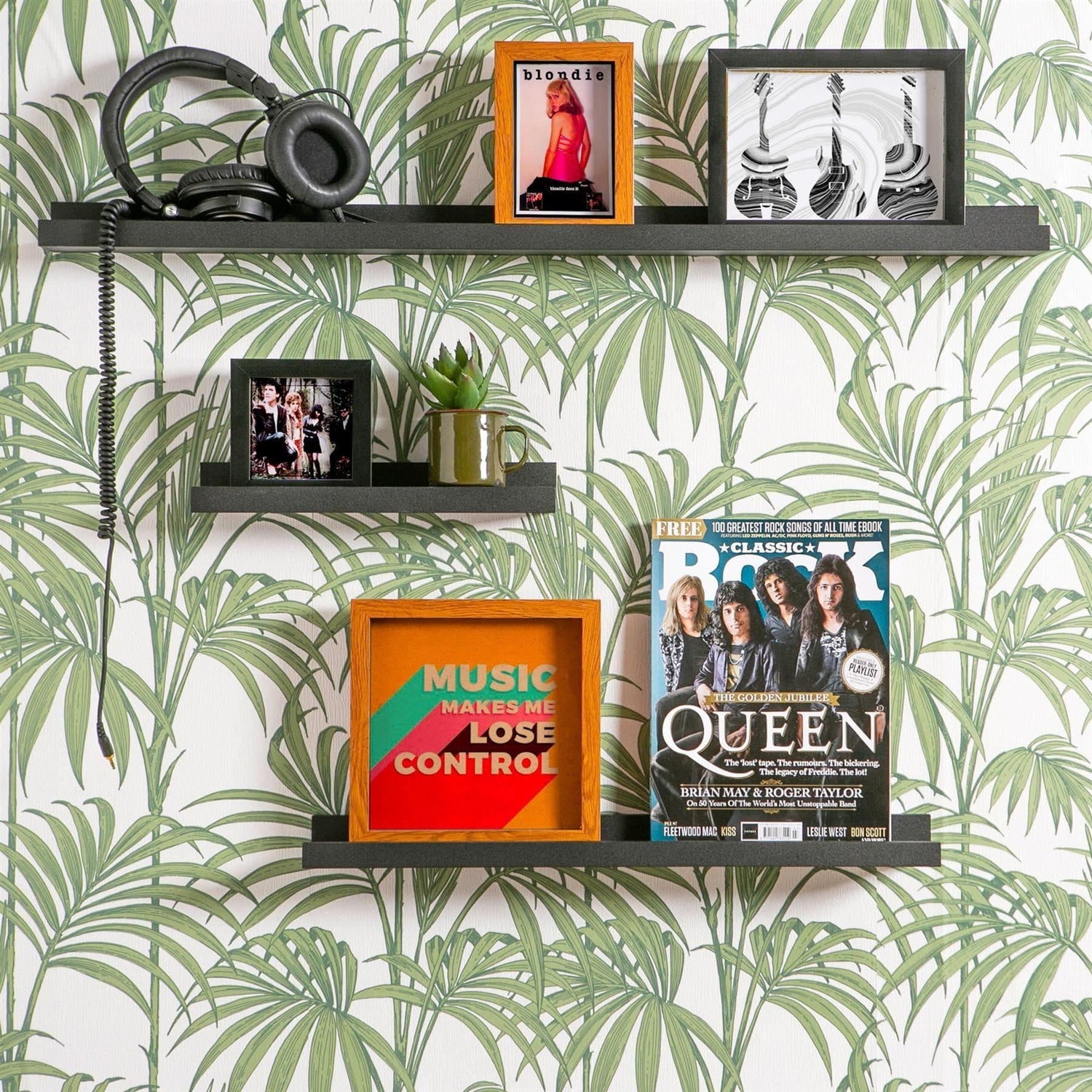 57cm Floating Picture Ledge Wall Shelf - Black