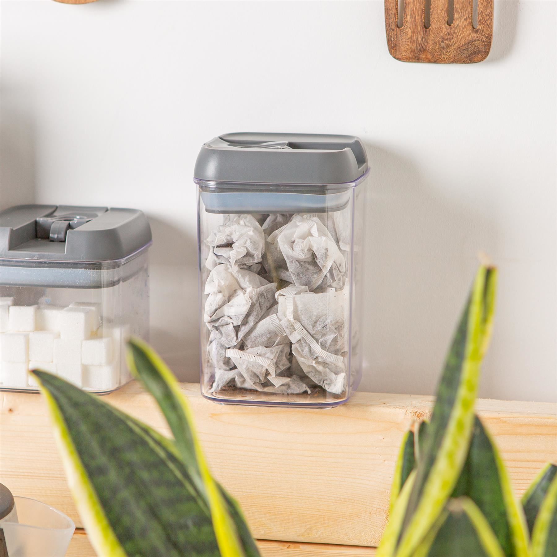 Flip Lock Plastic Food Storage Container - 800ml