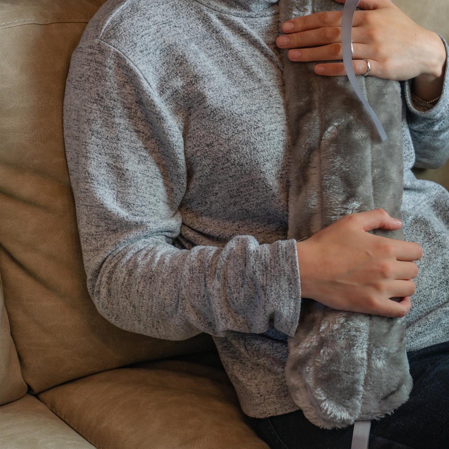 Long Hot Water Bottle - 2 Litres - Cream