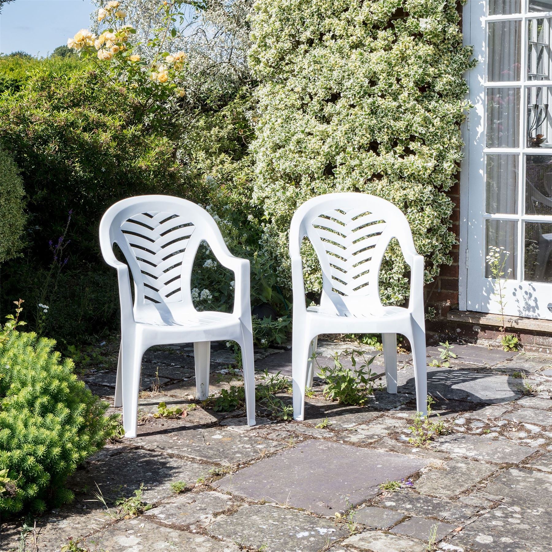 Resol Palma Outdoor Garden Chair - White