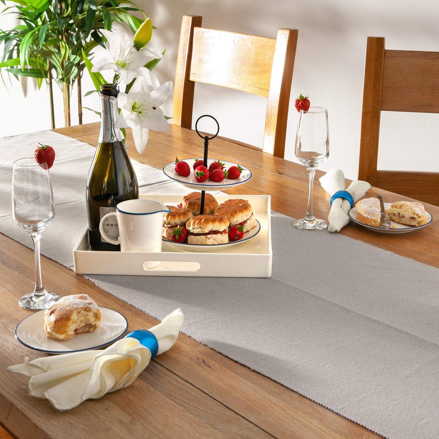 Square Serving Tray - Centre Piece - 33cm - White
