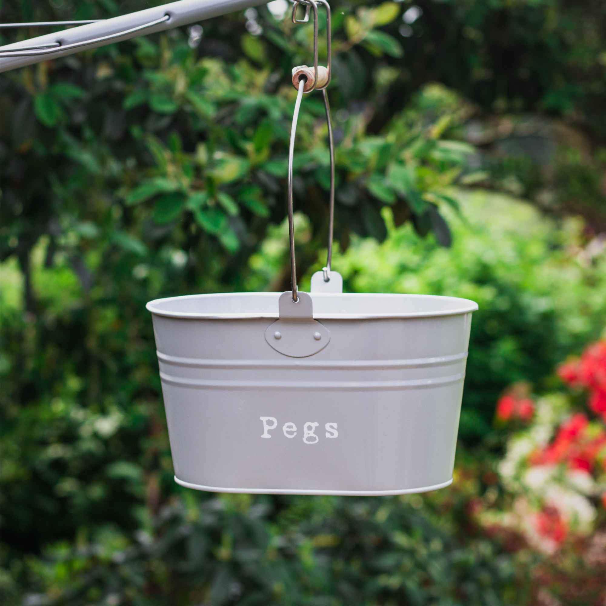Harbour Housewares Vintage Metal Clothes Peg Bucket - Grey
