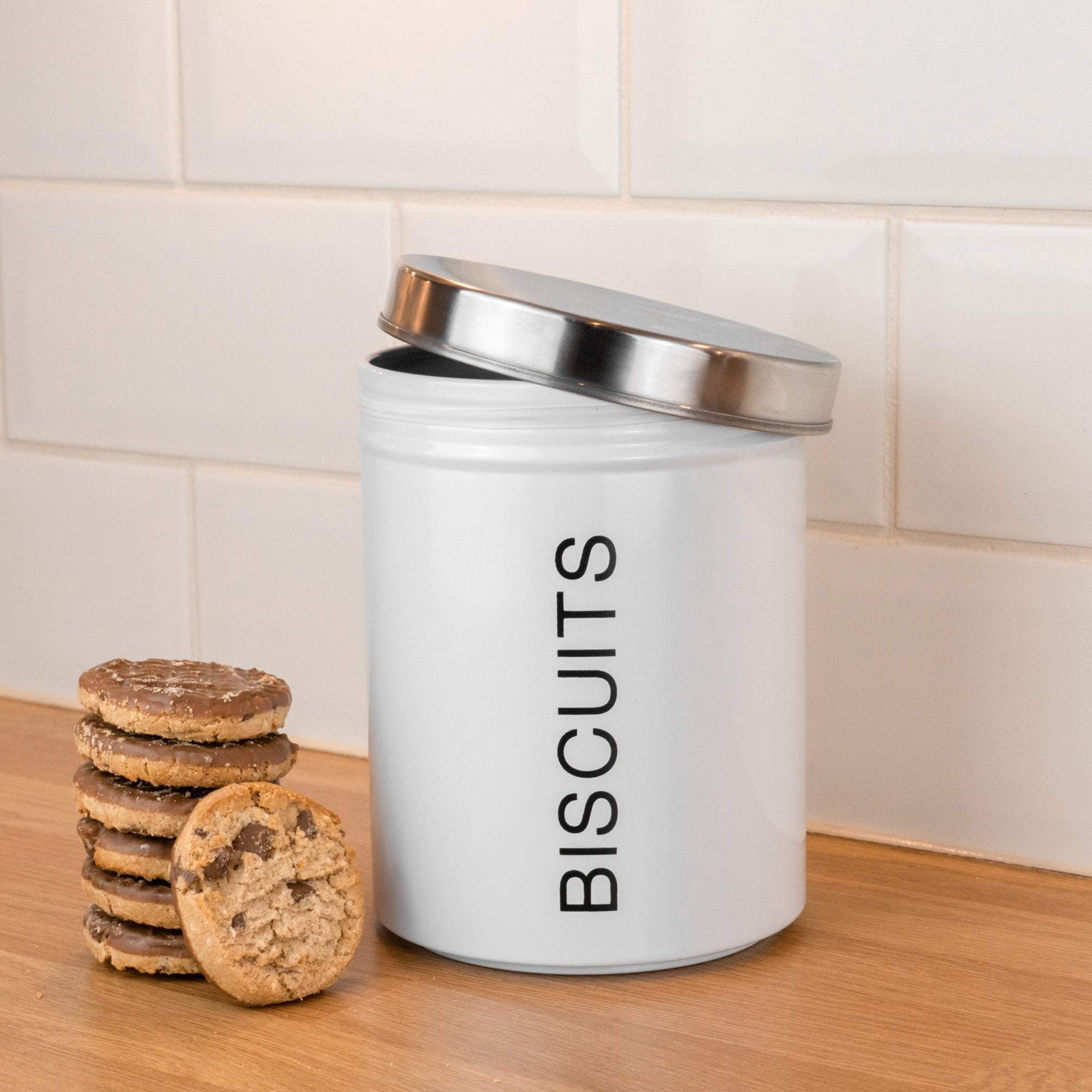 Harbour Housewares Metal Biscuit Tin - White
