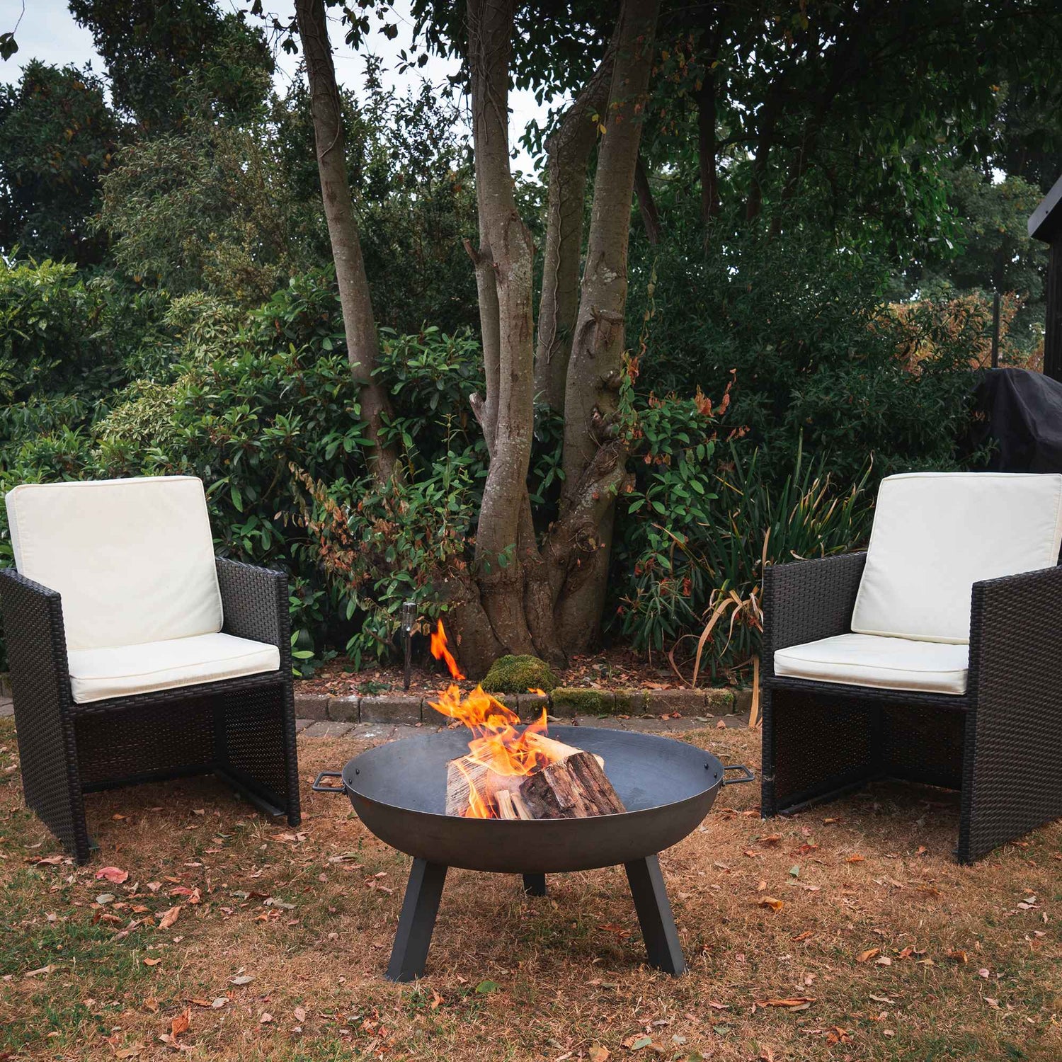 Harbour Housewares Cast Iron Garden Fire Pit Burner - 75cm Diameter
