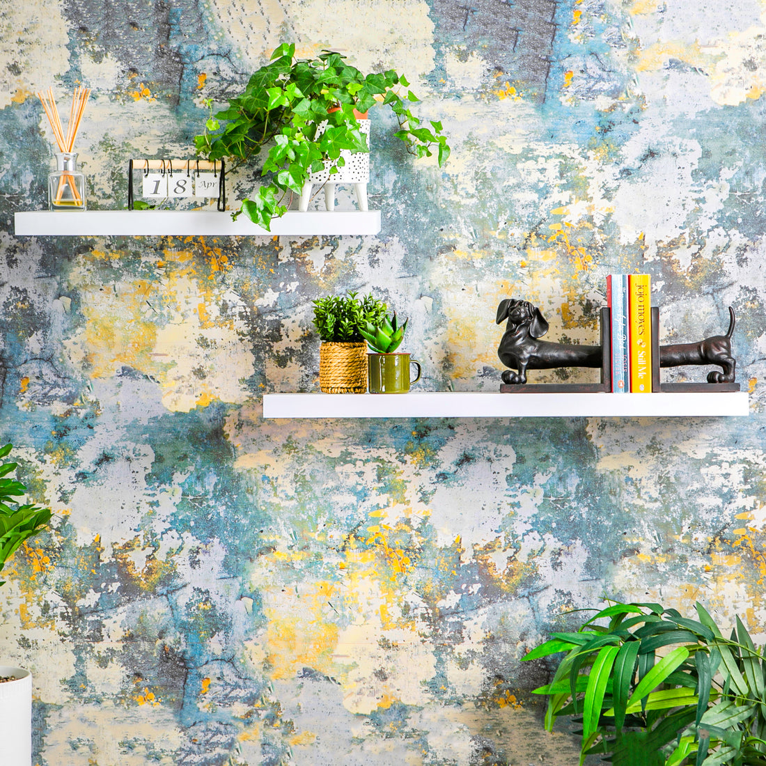 Harbour Housewares Medium Rectangular Wooden Floating Wall Shelf - 60cm - White