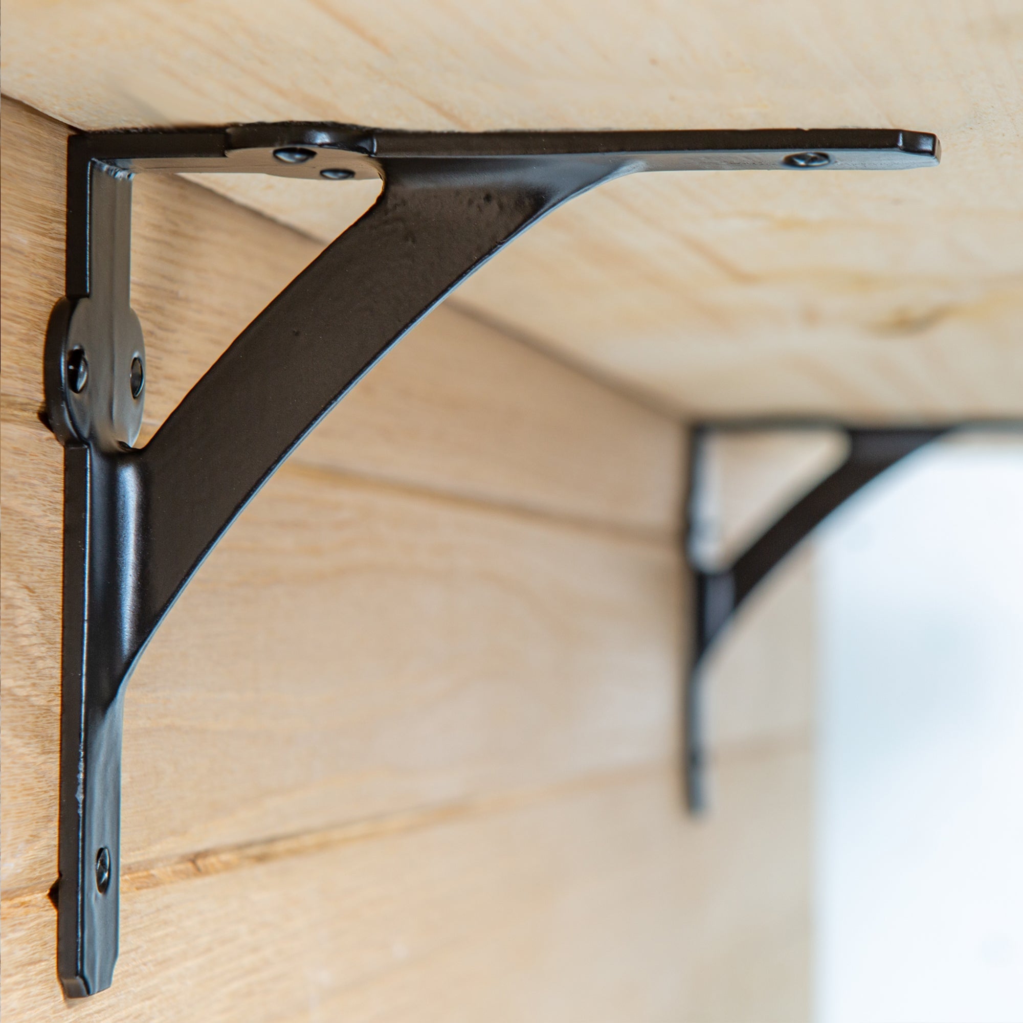 Iron Shelf Bracket - D150mm