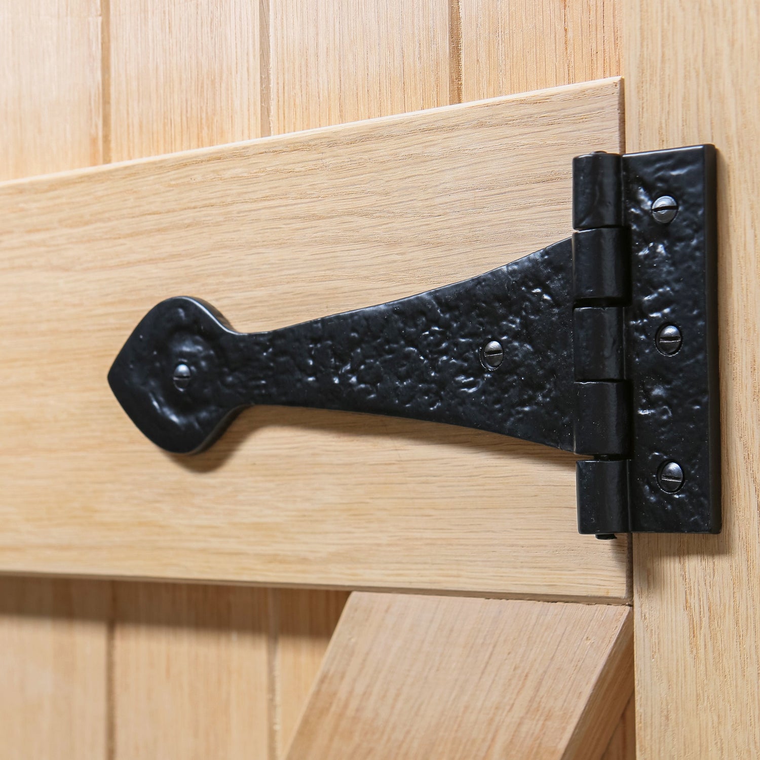 245mm Black Traditional T-Hinge