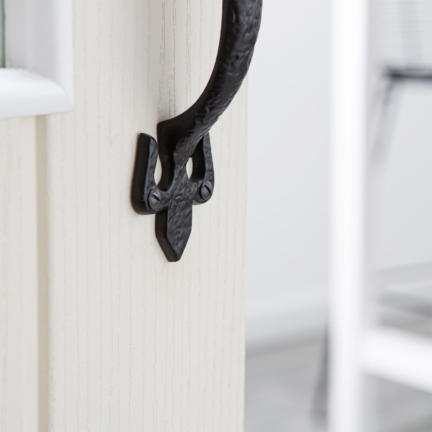 200mm Black Rustic Fleur De Lis Door Handle