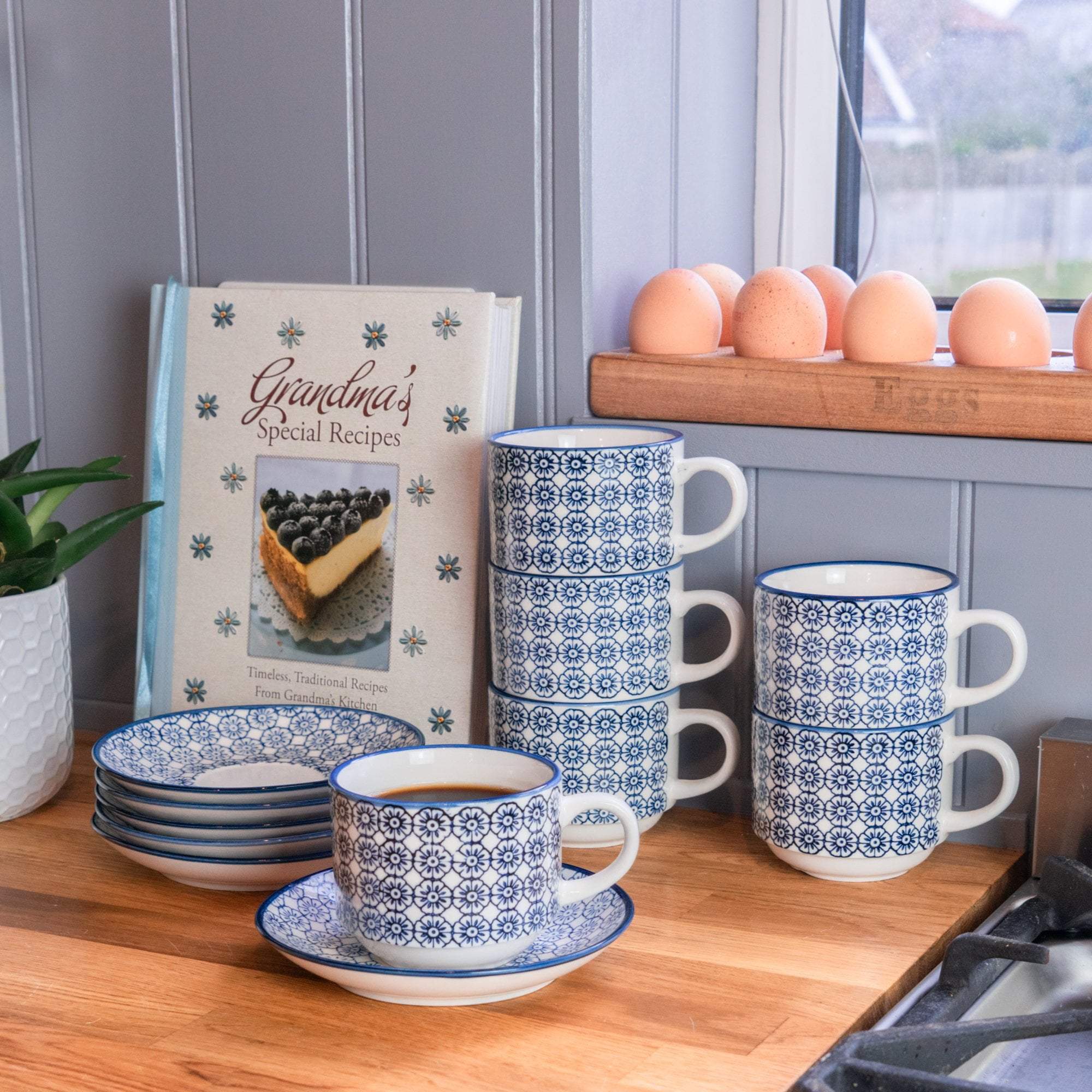 Nicola Spring Handmade Crockery Gifts