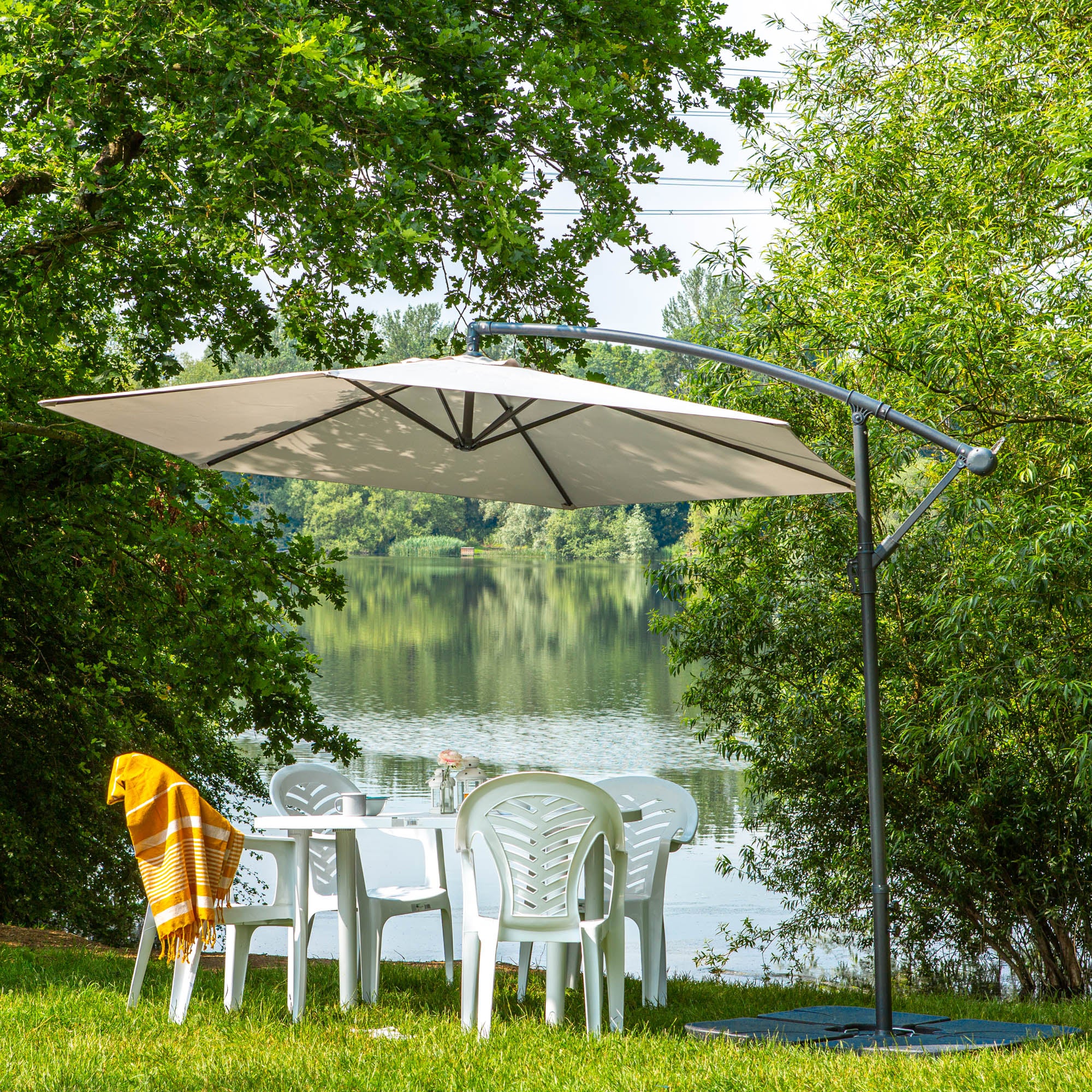 Resol Gala Outdoor Oval Garden Table - White Plastic - 140 x 90cm