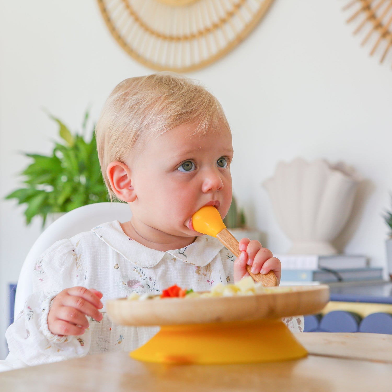 Tiny Dining Children&