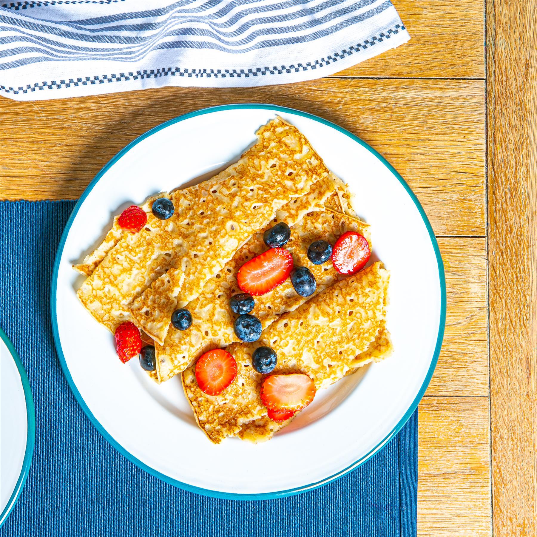 White Enamel Dinner Plate - 25.5cm - Green