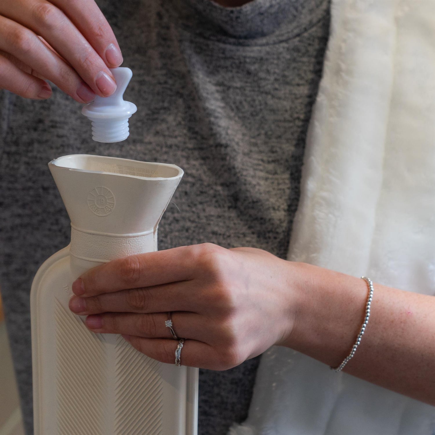 Long Hot Water Bottle - 2 Litres - Cream