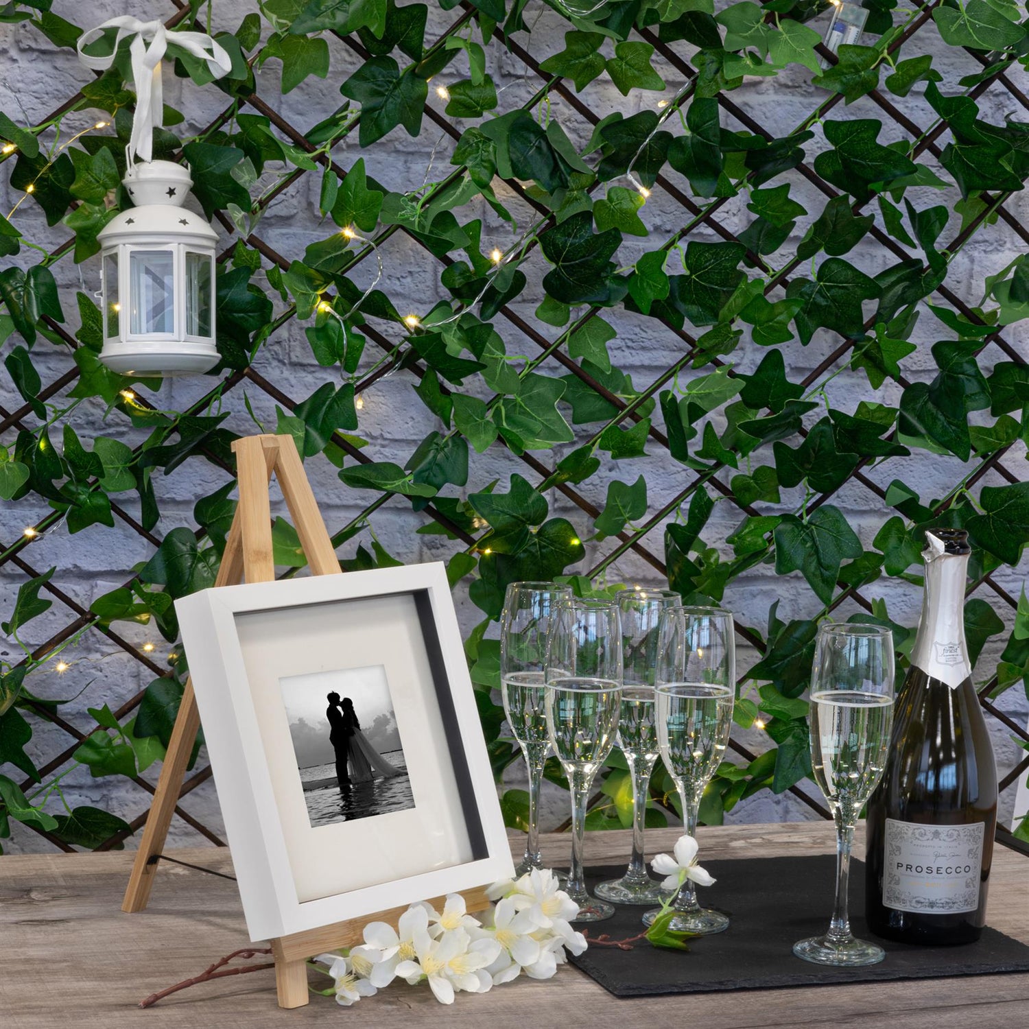 Argon Tableware Small Wooden Easel - Pine - 20cm