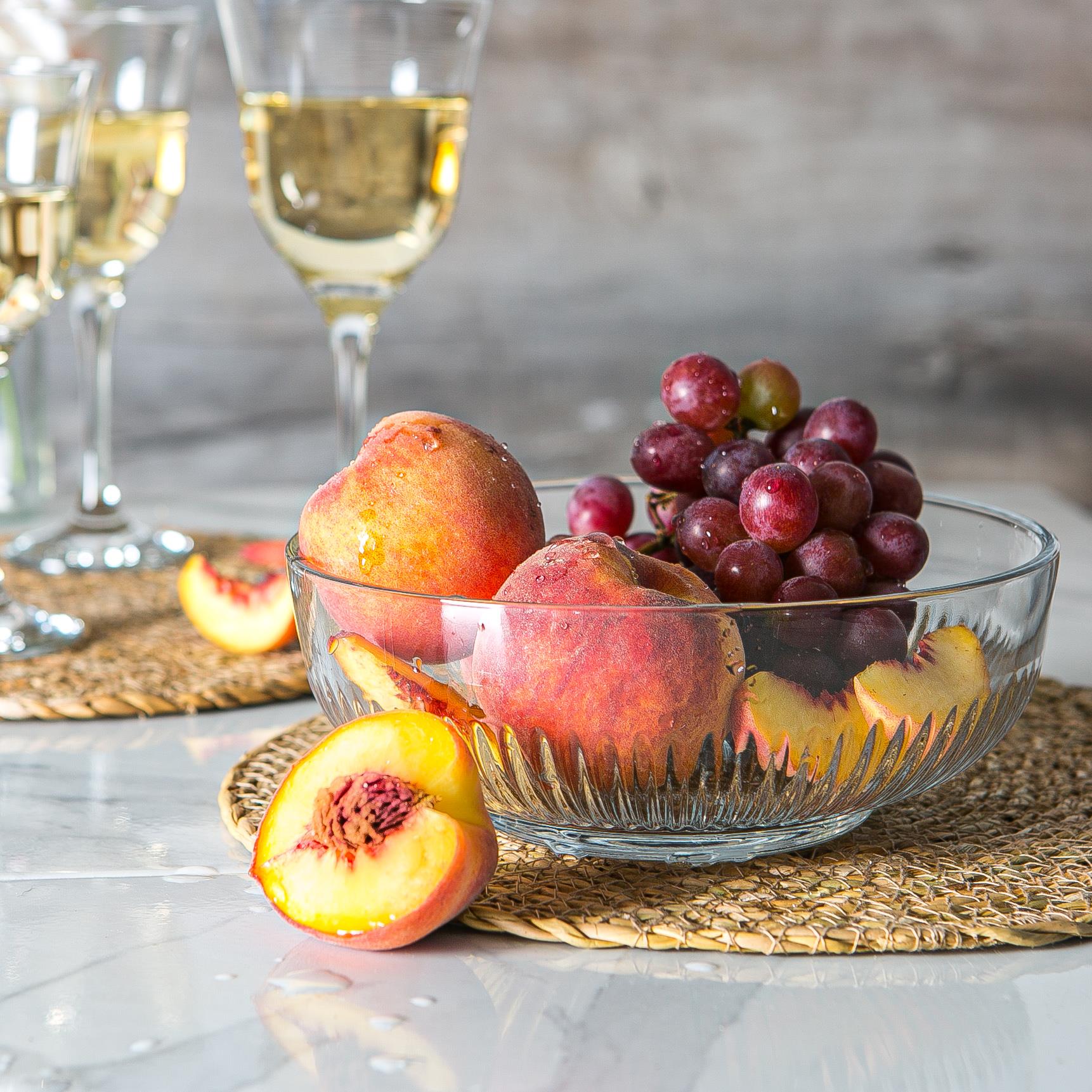 Glass Campana Serving Bowl - 20cm - Clear