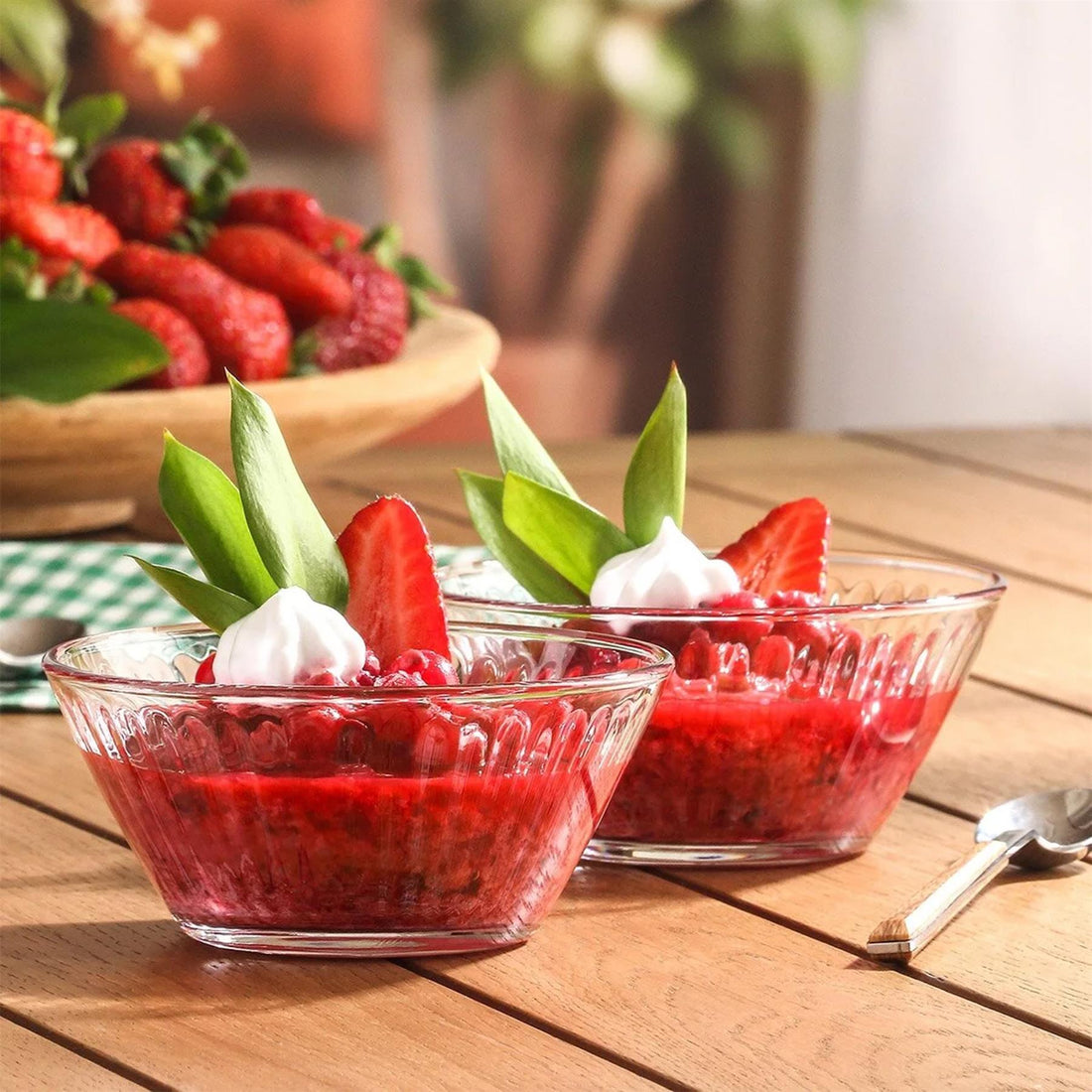 Hestia Glass Snack Bowl - 10.5cm