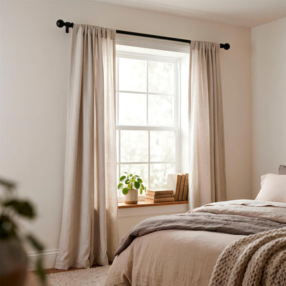 Extendable Metal Ball Curtain Pole Kit - 77 to 150cm - Matt Black