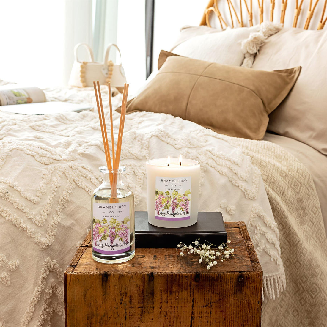 300g Cassis, Pineapple &amp; Honey Bath &amp; Body Soy Wax Scented Candle