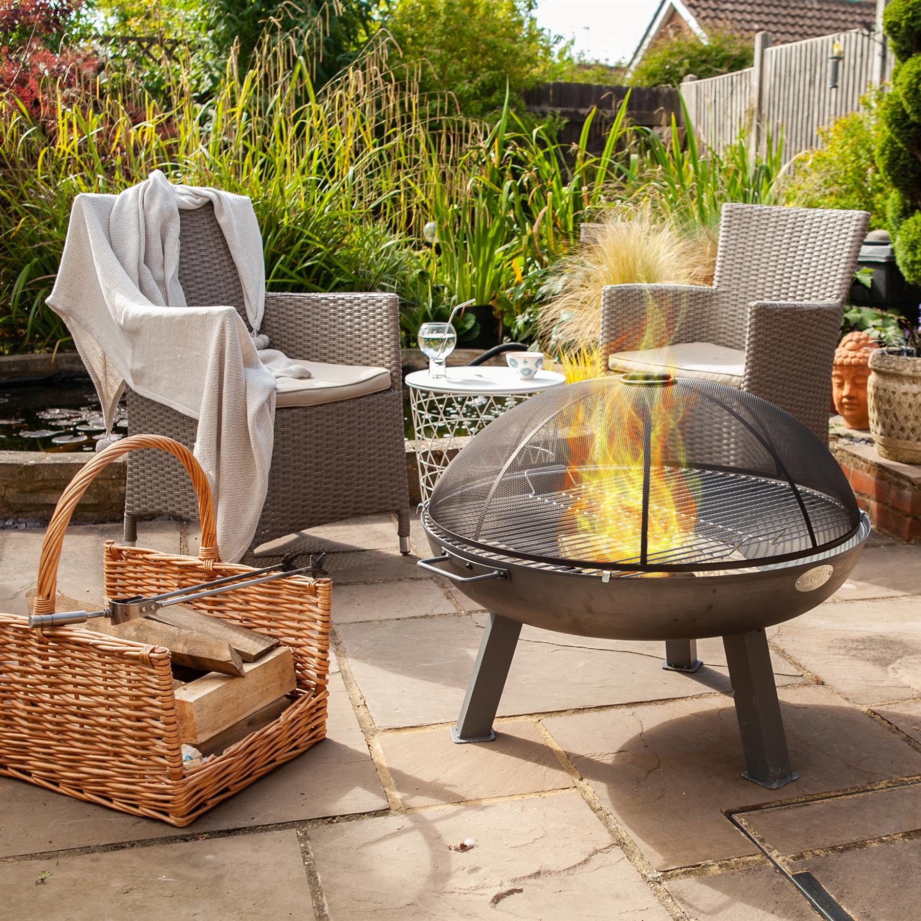 Harbour Housewares Round Firepit Grill &amp; Dome Set - 48.5cm