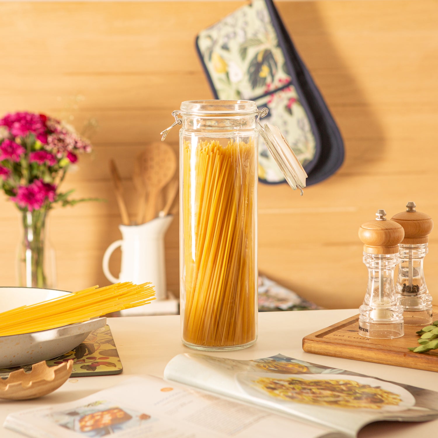 Argon Tableware Glass Spaghetti Jar - 2 Litre - Clear Seal