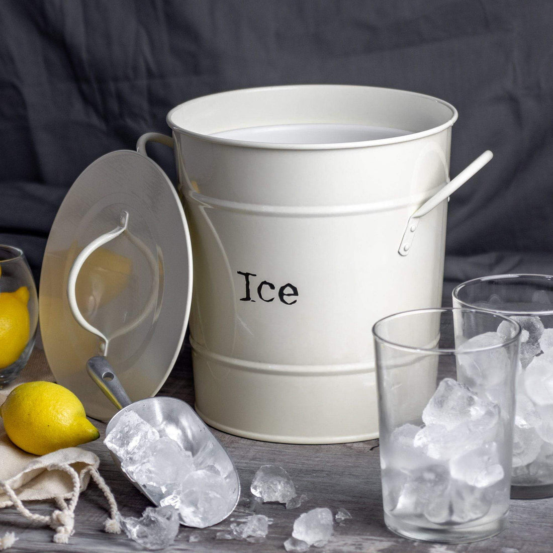 Harbour Housewares Ice Bucket with Lid &amp; Scoop