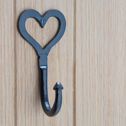 Single Heart Hook - W65mm x H130mm - Black