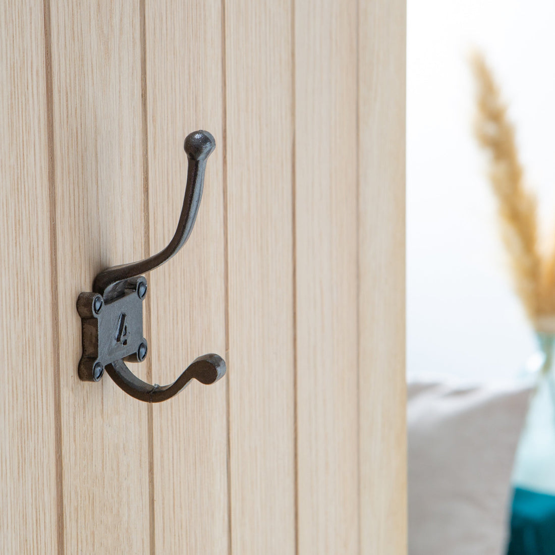 Number 4 Cast Iron 50 x 115mm Double Wall Hook