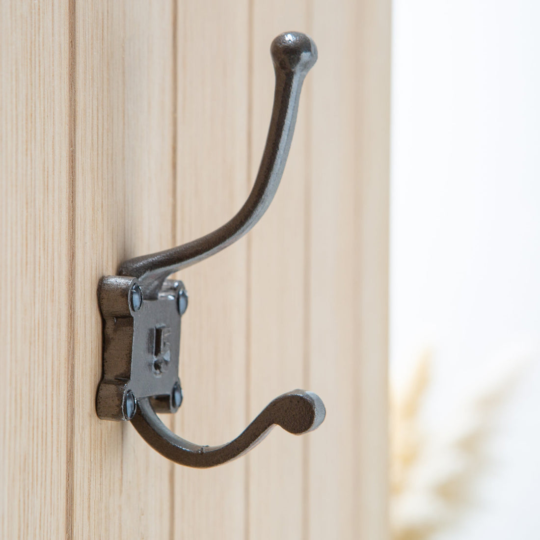 Number 5 Cast Iron 50 x 115mm Double Wall Hook