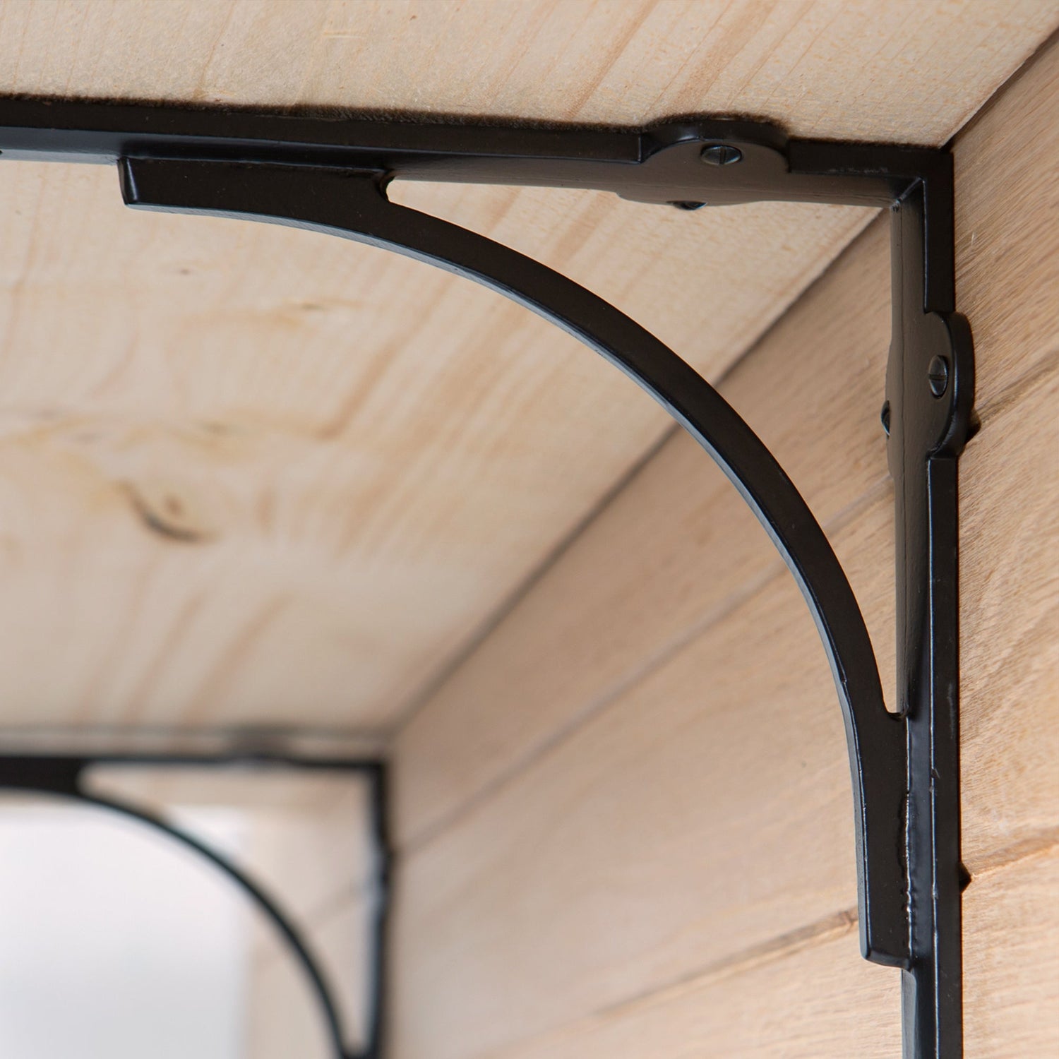 Curved Iron Shelf Bracket - D205mm