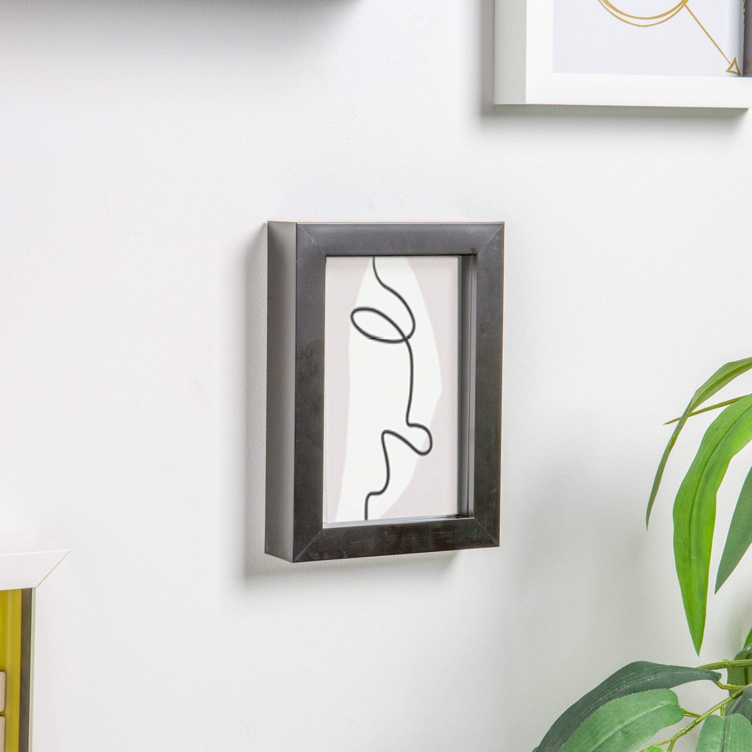 Nicola Spring Box Photo Frame - 4x6 - Black