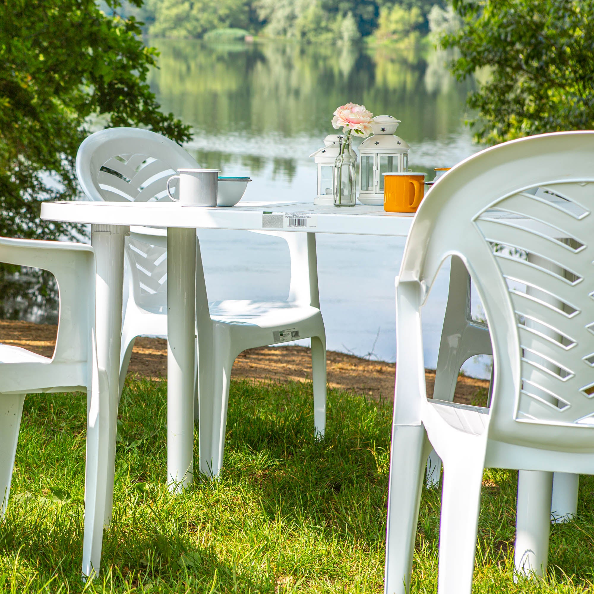 Resol Gala Outdoor Oval Garden Table - White Plastic - 140 x 90cm