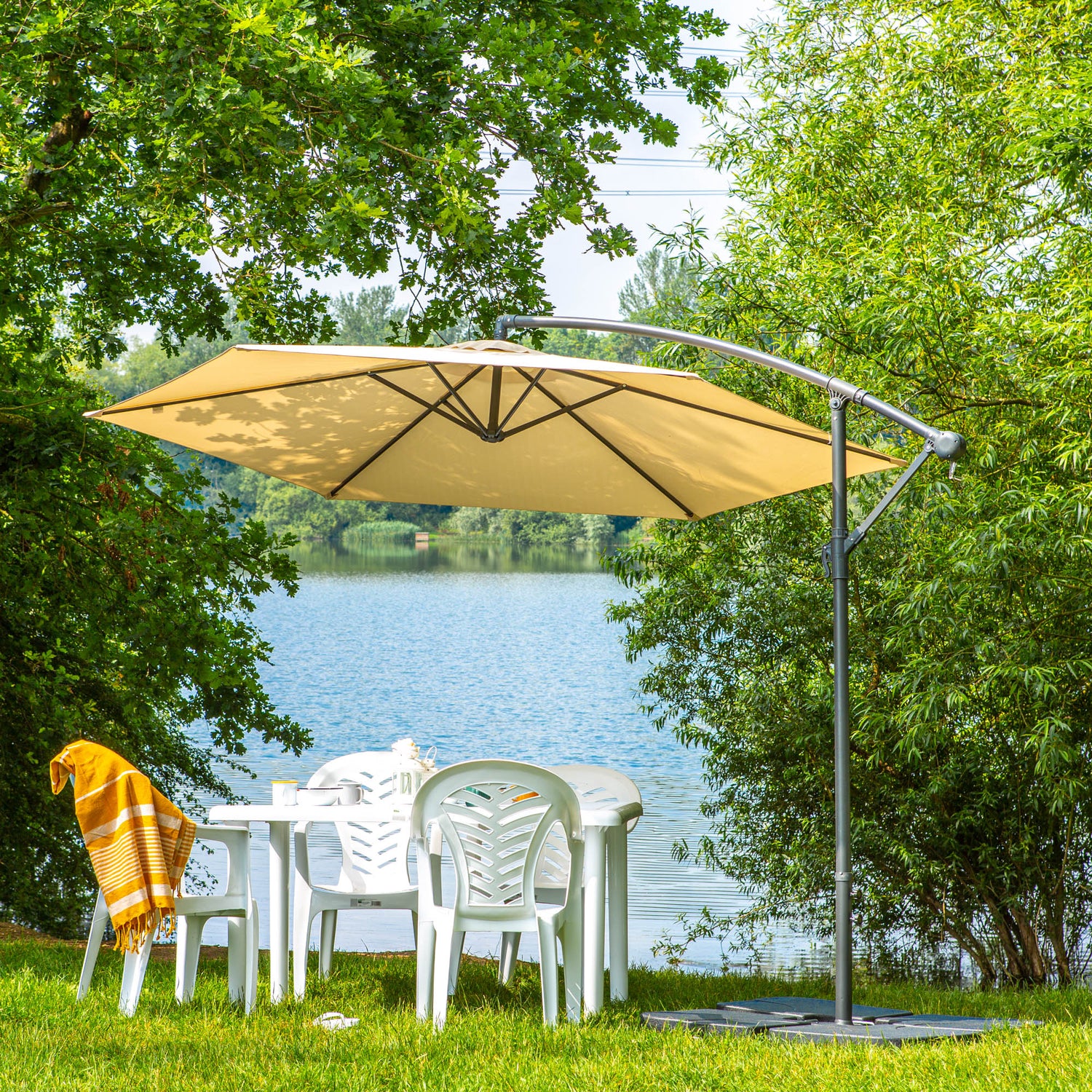 Resol Palma Outdoor Garden Chair - White