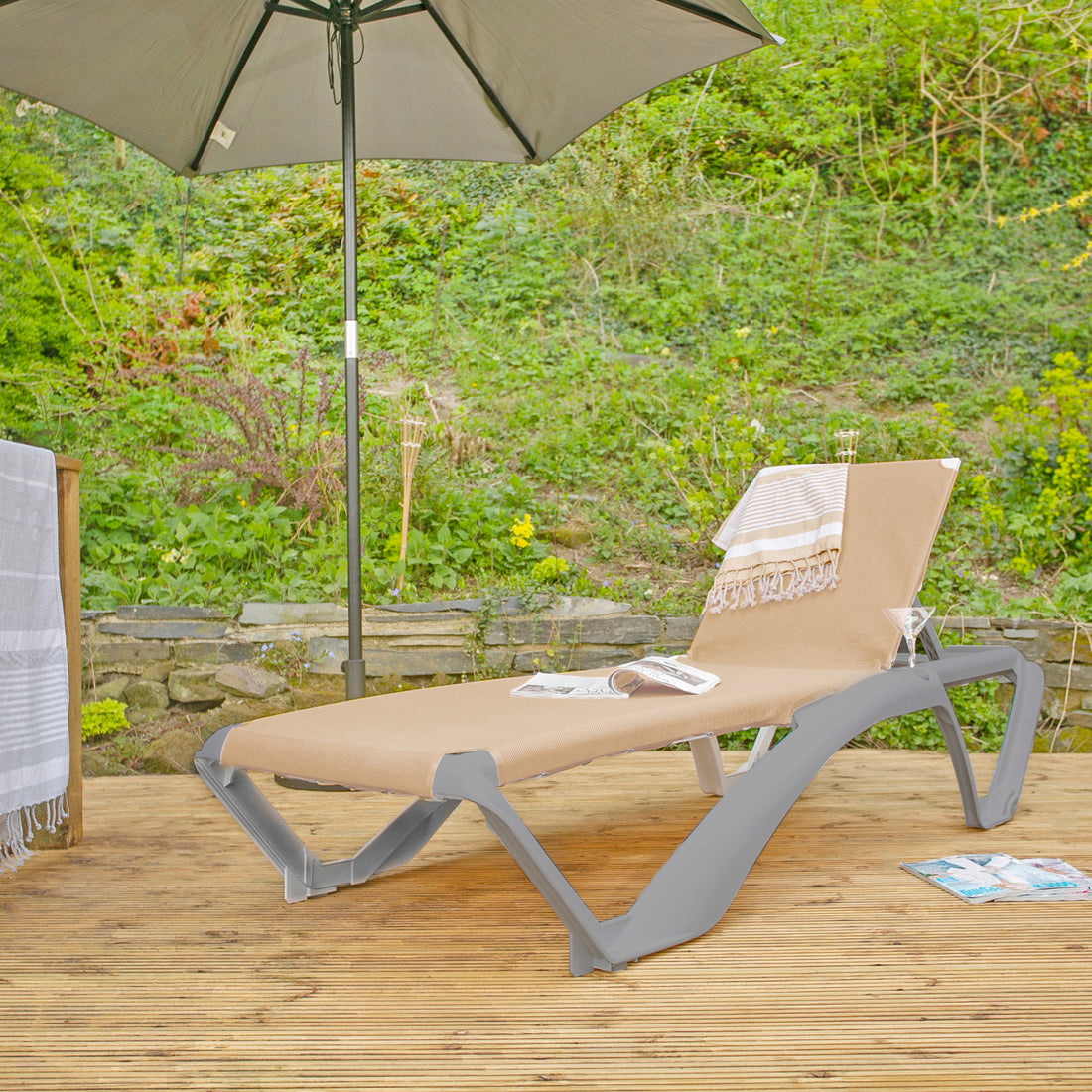 Resol Marina Sun Lounger - Dark Grey Frame with Natural / Cream Canvas Material