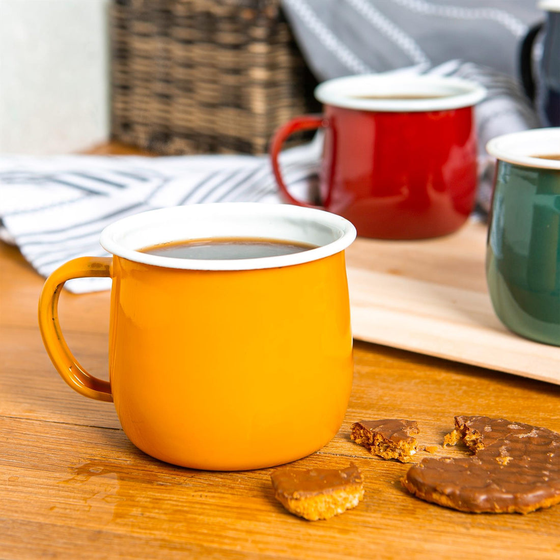 Coloured Enamel Belly Mug - 375ml - Yellow