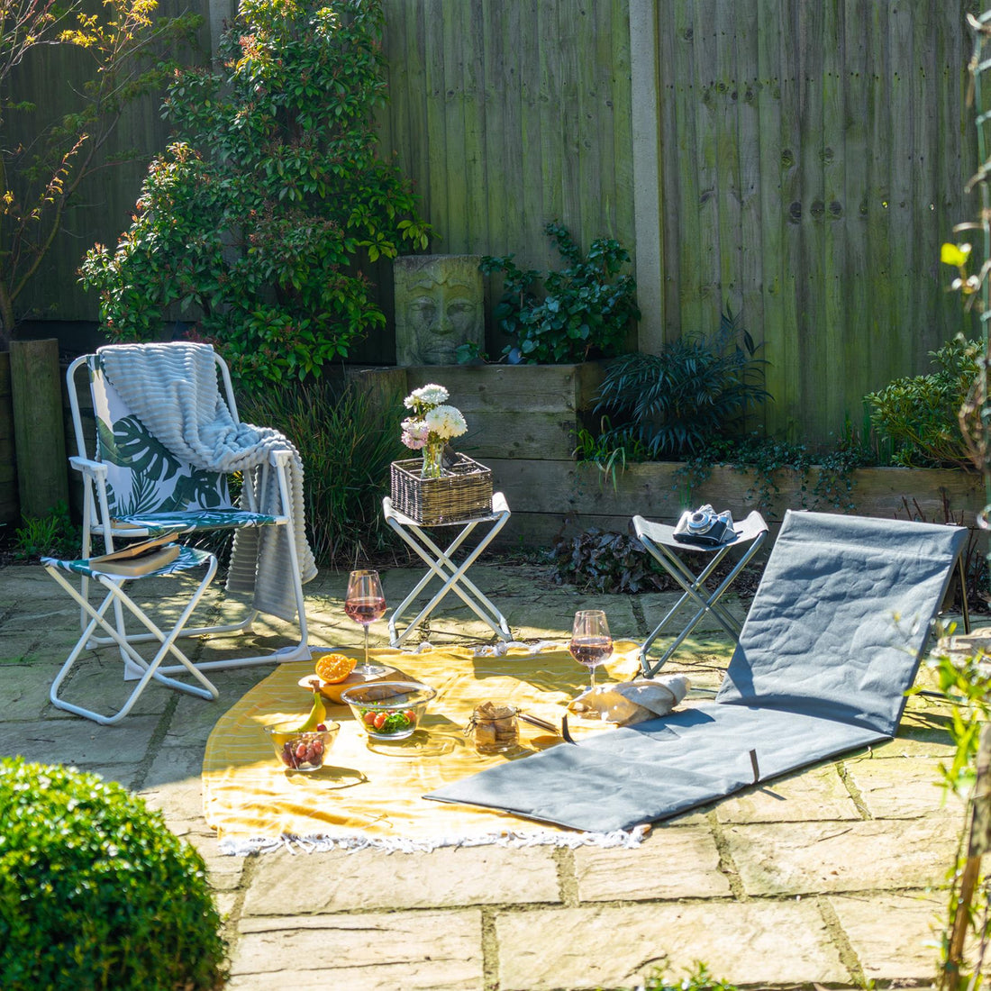 Harbour Housewares Classic Folding Stool - Grey